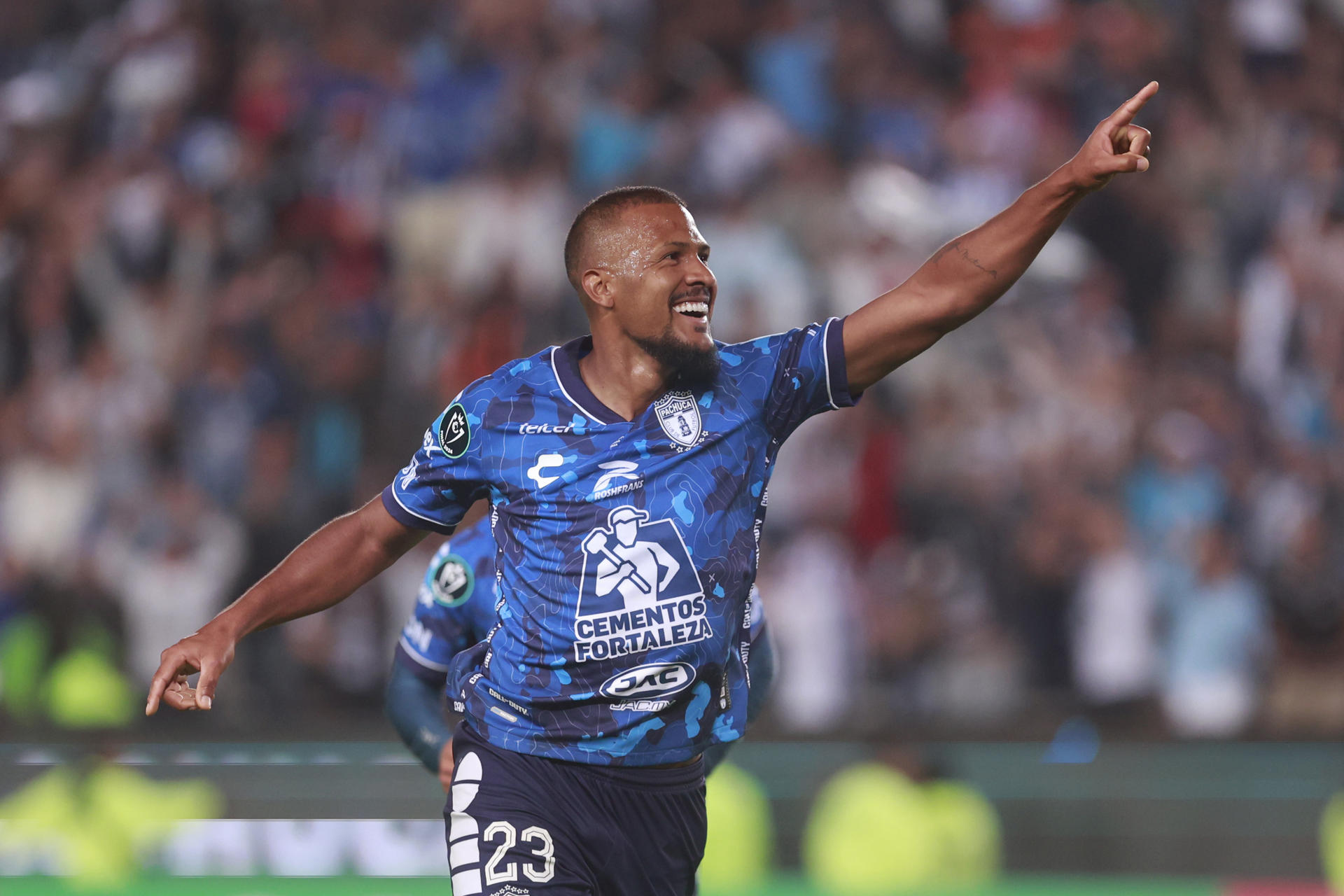 ALT 3-0. El Pachuca, liderado por el venezolano Rondón, gana el título de la Concacaf