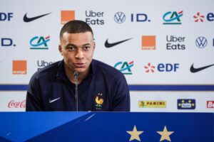 alt Mbappé: "Estoy liberado, aliviado y orgulloso por mi fichaje por el Real Madrid"