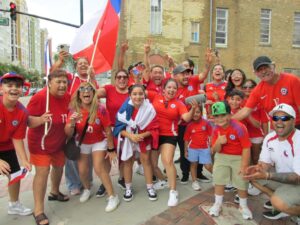 alt Desde el Gran Norte Blanco a Estados Unidos para alentar a la Roja
