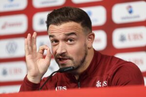 alt Shaqiri: "Todo jugador que viene a una Eurocopa quiere jugar 90 minutos"