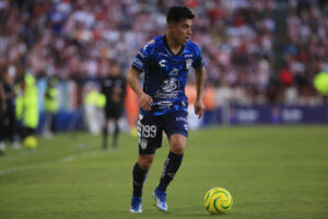 alt El Celta logra la cesión del mexicano Emilio Rodríguez