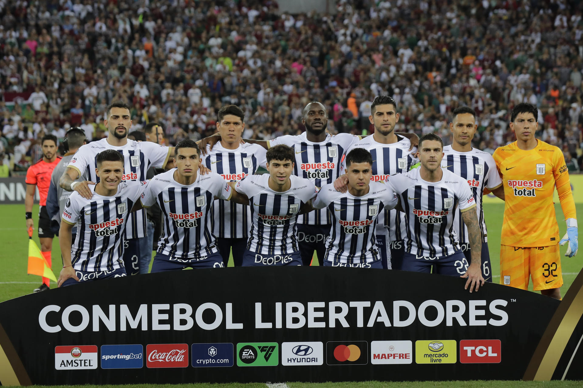 Histórico; por primera vez dos panameños en la nómina del líder en Perú