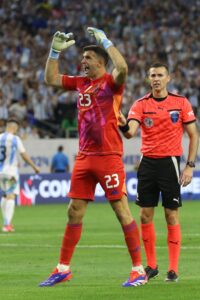 alt 'Dibu' Martínez se vistió de héroe y devolvió la ilusión de que Argentina reine en América