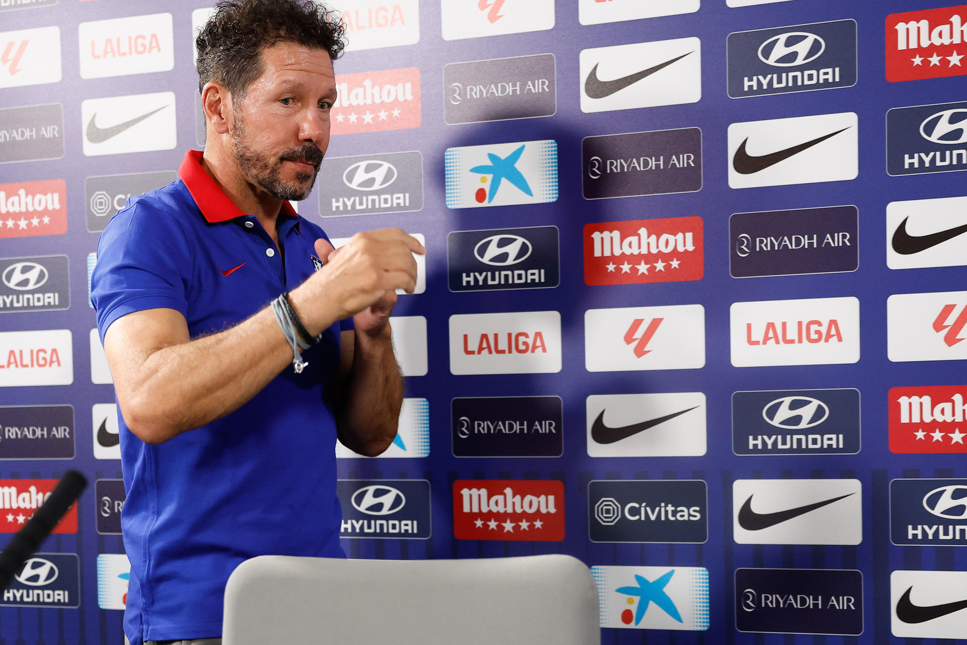 Argentino Simeone no da por cerrada la plantilla: «Puede haber alguna posibilidad más»