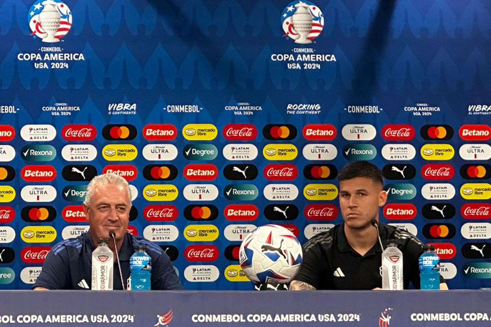 alt El argentino Gustavo Alfaro renuncia como seleccionador de fútbol de Costa Rica