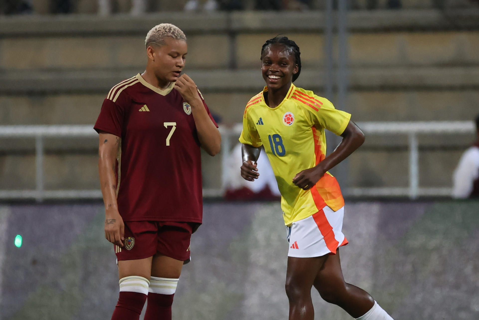 Linda Caicedo llega a Colombia y se suma al trabajo de la sub-20 para el Mundial