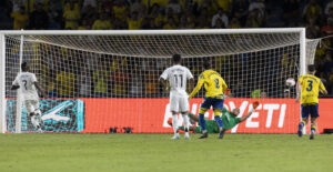 ALT Vinícius marca su gol 50 en LaLiga