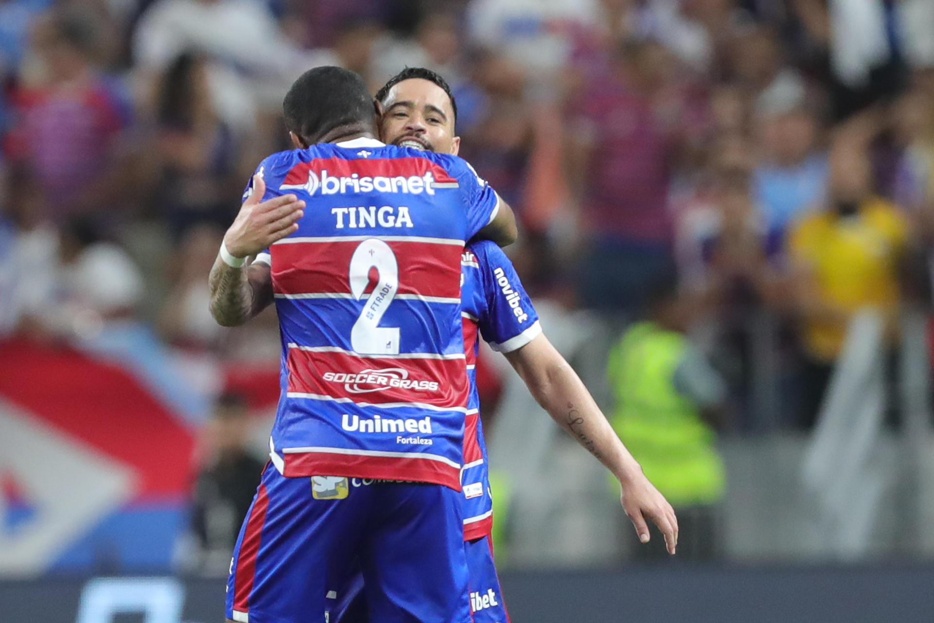 Fortaleza asume el liderato en una jornada repleta de goles colombianos