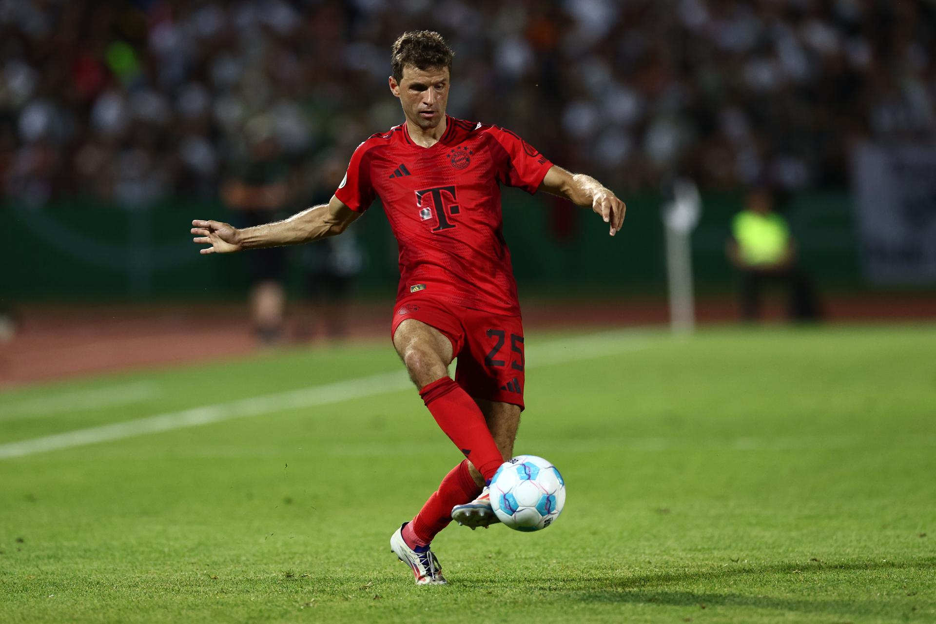 ALT Thomas Muller lleva al Bayern a segunda ronda