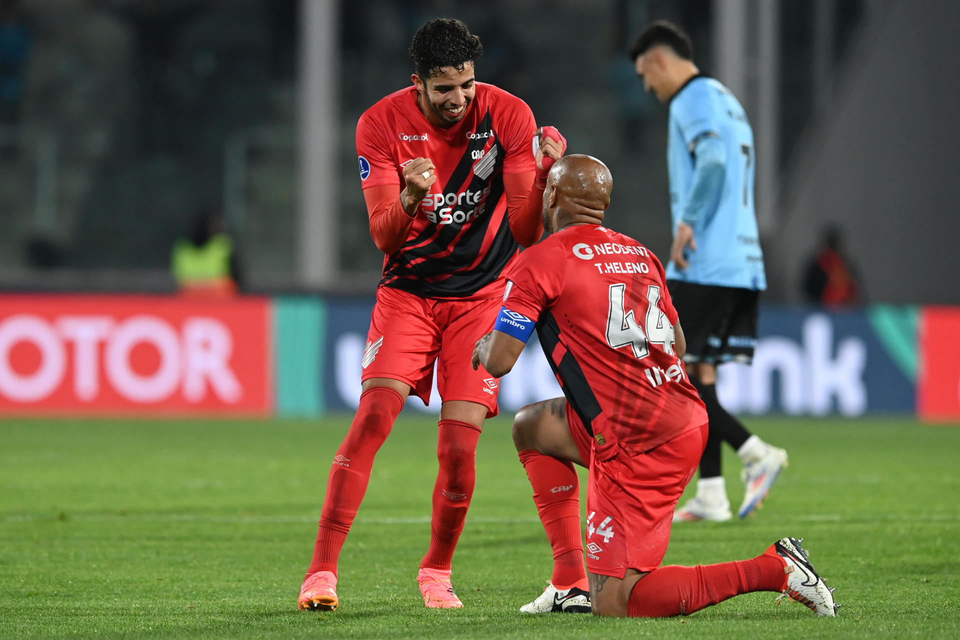 alt Athletico Paranaense se medirá con Racing en cuartos de final