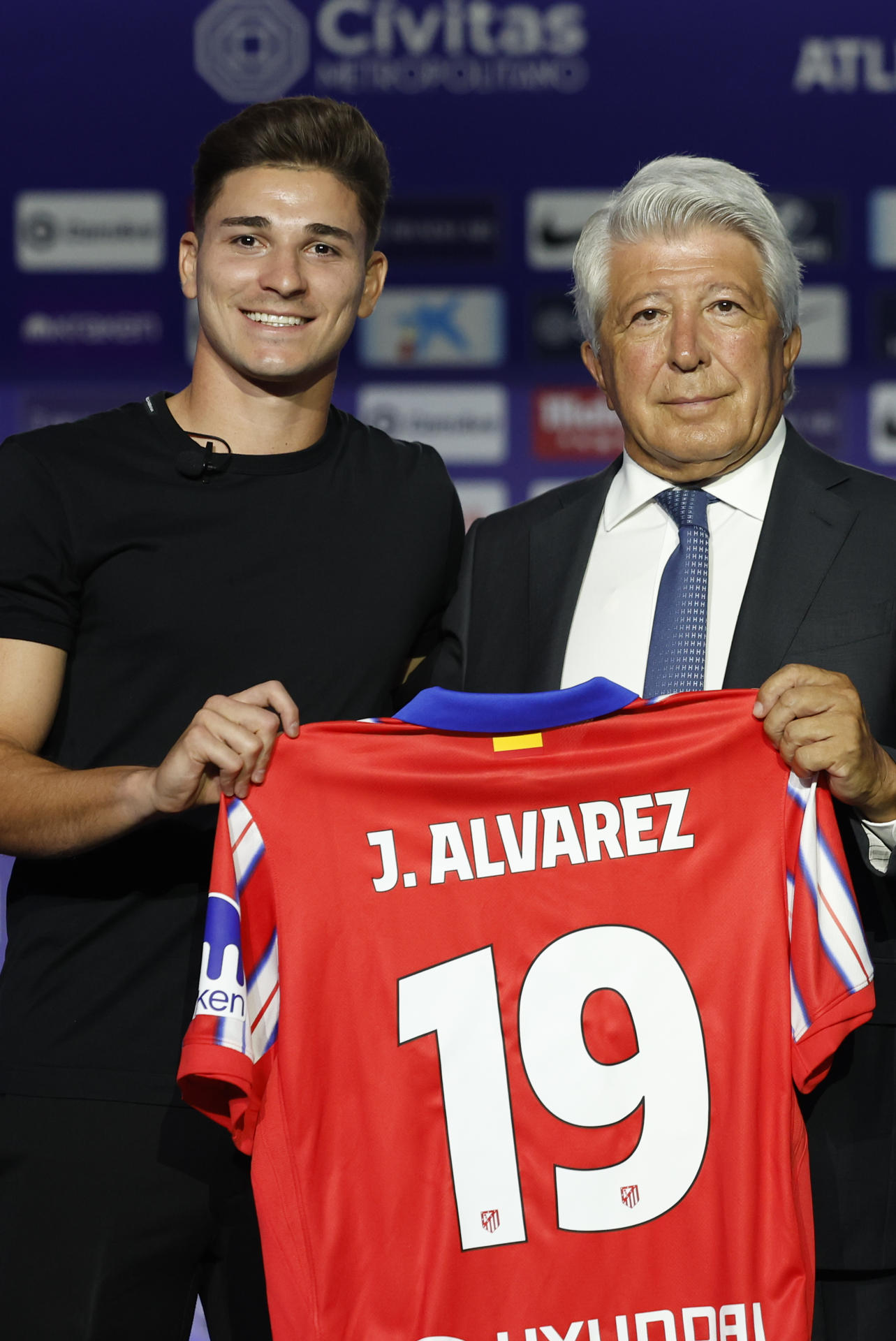 Argentino Julián Alvarez:  “Todos vamos a ayudar para dejar al Atlético en lo más alto”