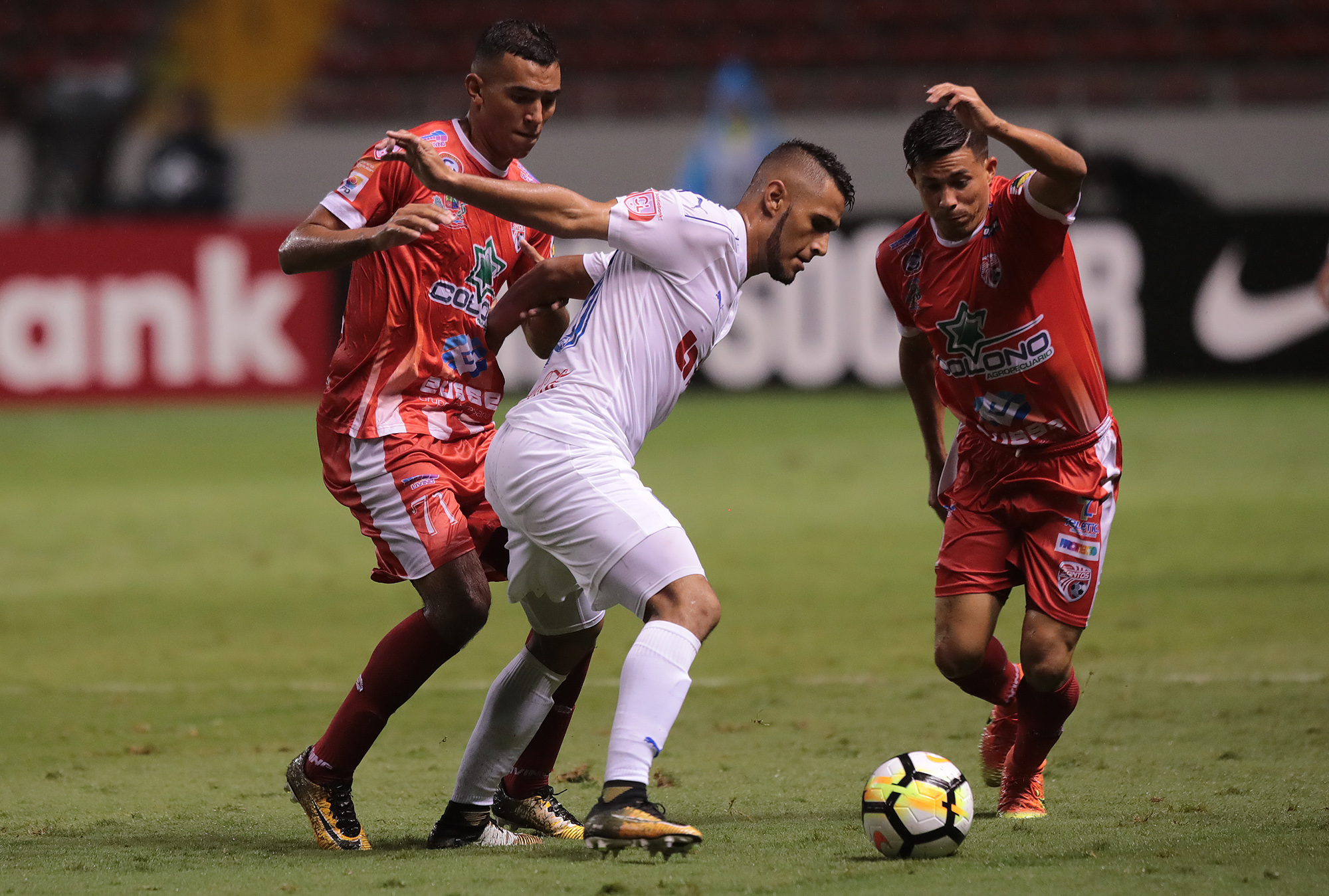 alt Panameño Valdés y hondureño Canales, no despegan en la Liga Promerica