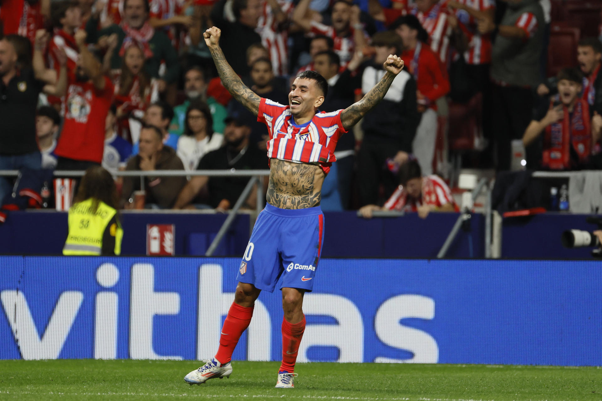 Argentino Ángel Correa deja en tablas el derbi y minimiza el pinchazo del Barça