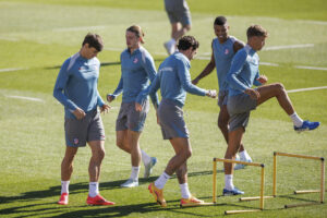 Los jugadores del Atlético, en el entrenamiento de este sábado. EFE/Rodrigo Jiménez