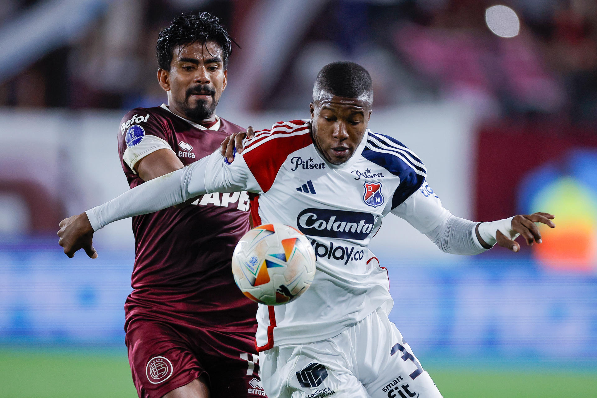 0-0. Lanús y Medellín no se hacen daño