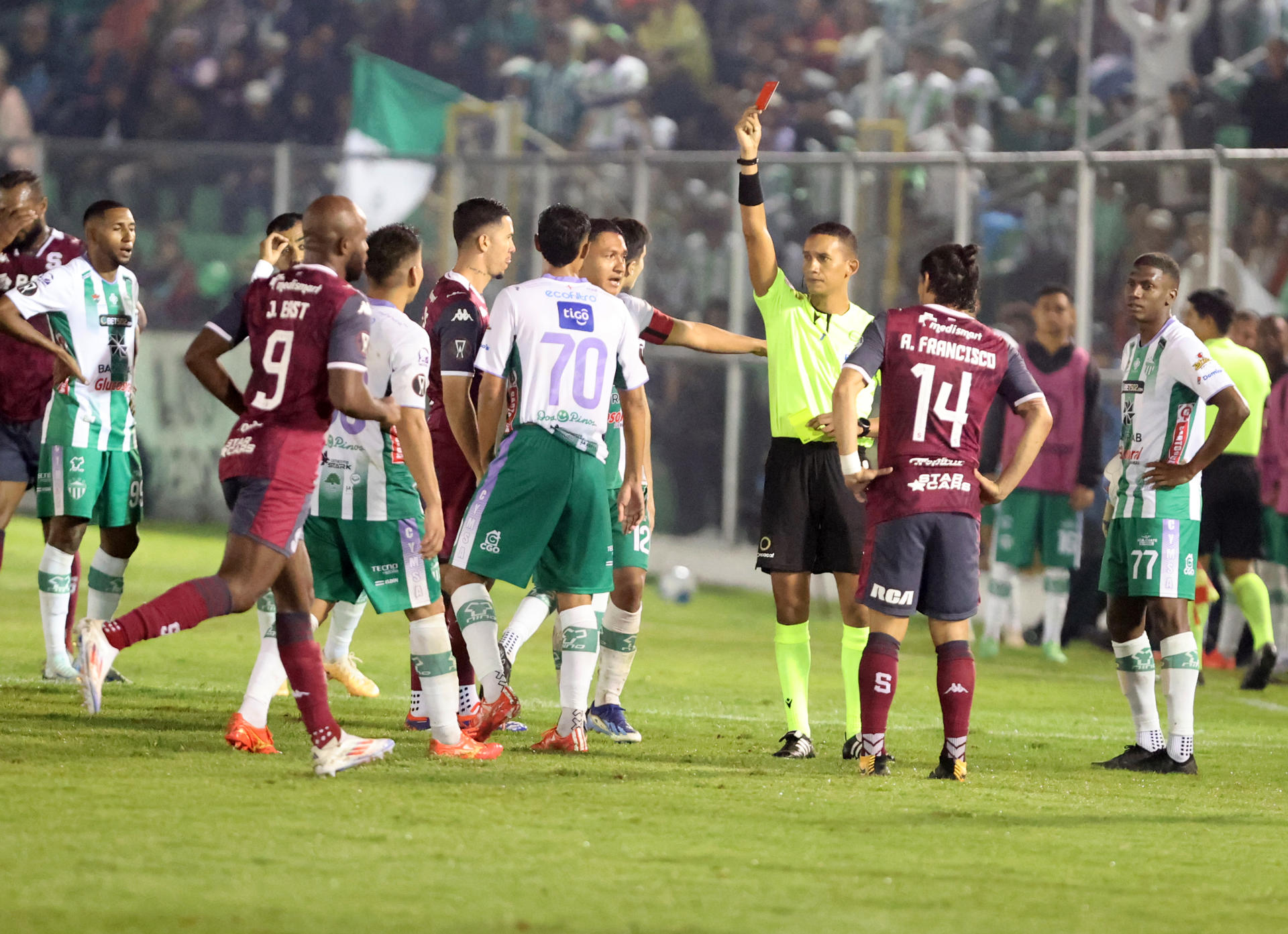 alt 0-0. El Antigua y el Alajuelense dejan abierto el pase a la final de Copa Centroamericana