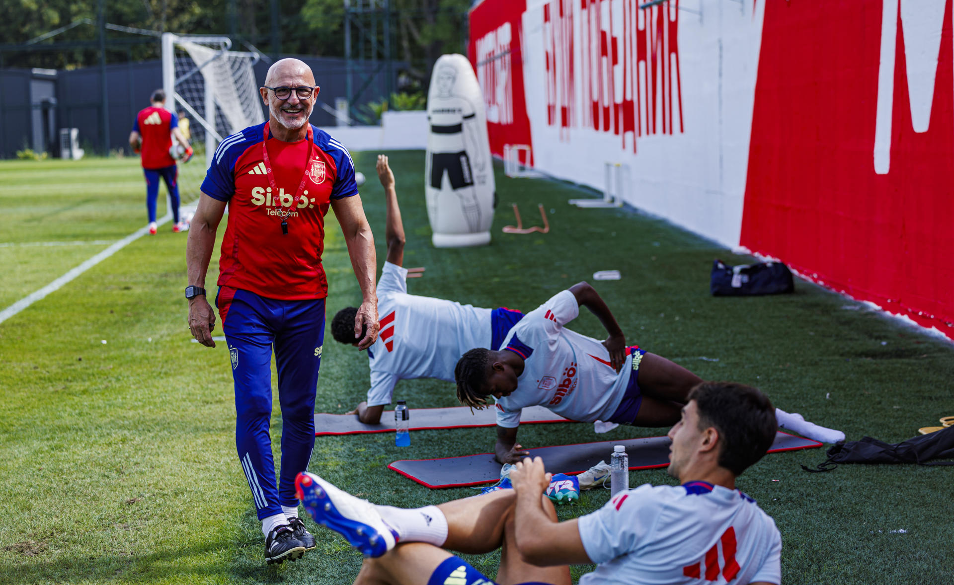 alt España entrena en Belgrado, con la baja de Oyarzabal, antes de volar a Ginebra