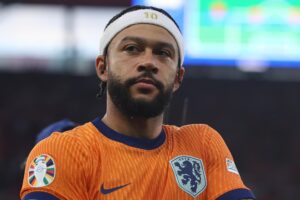 alt Corinthians contrata al goleador neerlandés Memphis Depay