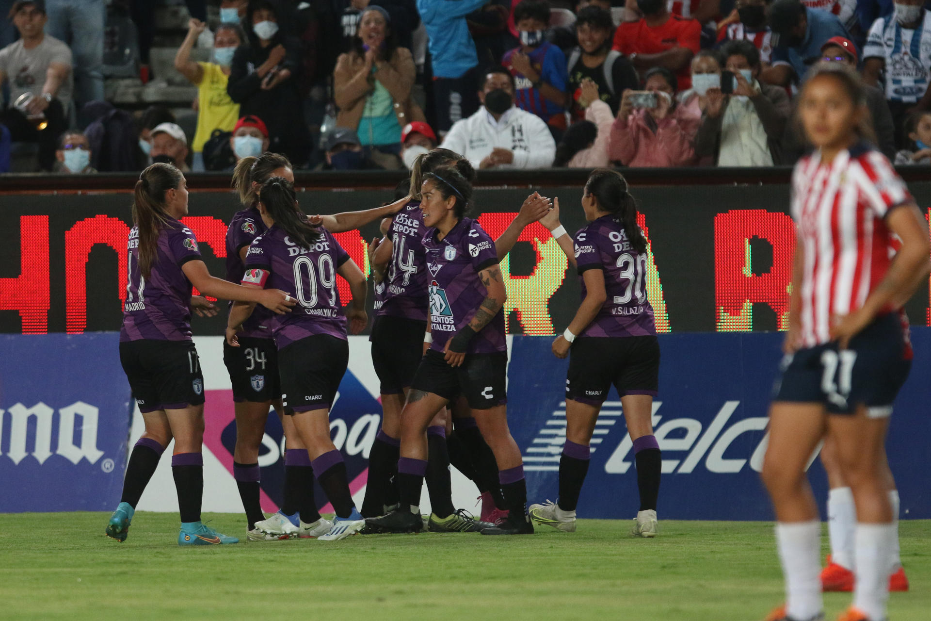 alt Las Tuzas, de la colombiana Yirleidis Quejada, defienden su liderato ante el Juárez