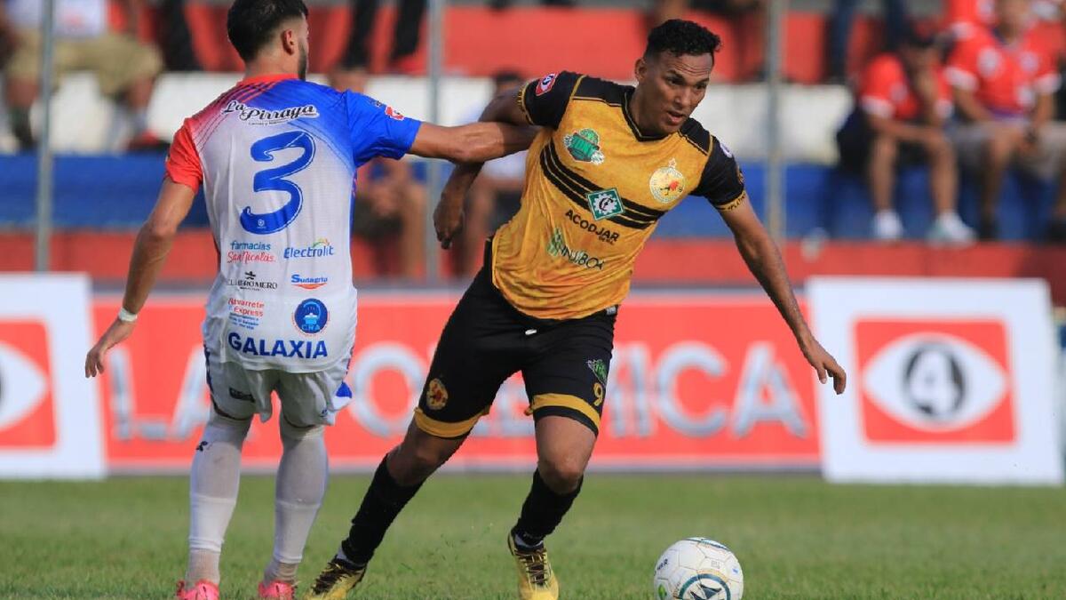 alt Pelea sudamericana por el liderato de la Liga de El Salvador