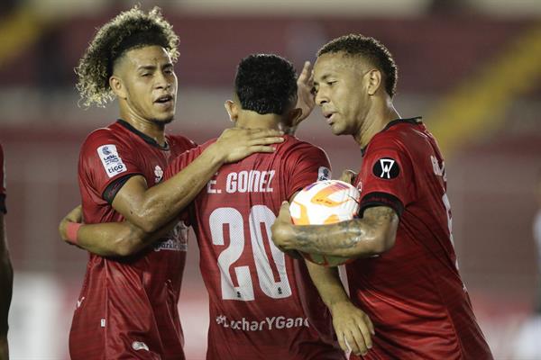 alt CAI y Plaza Amador siguen firmes en el liderato del clausura del fútbol panameño