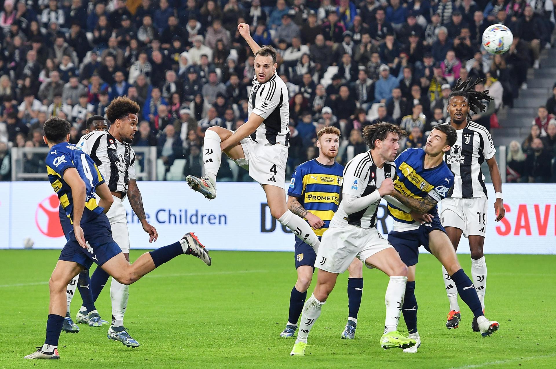 Weston Mckennie marca el 1-1 para el Juventus. EFE/EPA/ALESSANDRO DI MARCO