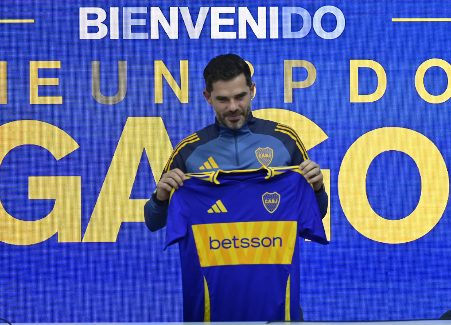 alt Fernando Gago