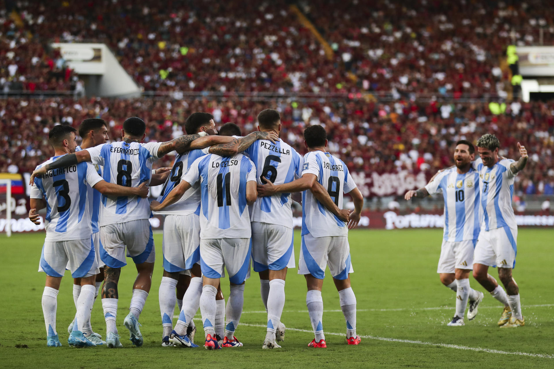 alt Argentina ensaya con Paredes en el once inicial para enfrentar a Paraguay