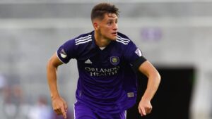 Alt. Sudamericanos de Orlando a contener a los toros rojos