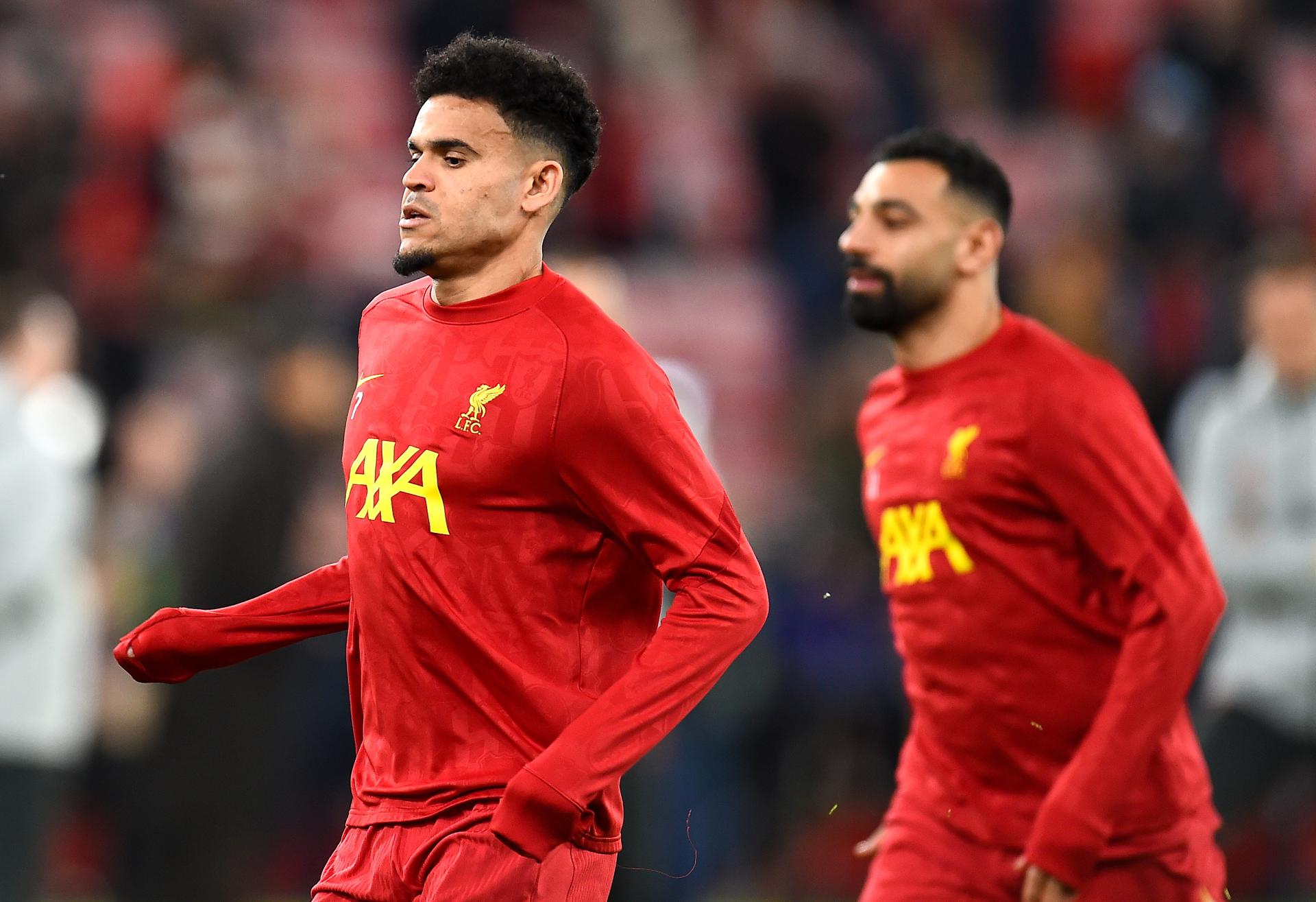 Tres latinos presentes en el XI más costoso la Premier League