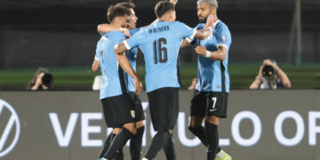 alt Uruguay le pone fin a la mala racha con una gran victoria en la hora ante Colombia