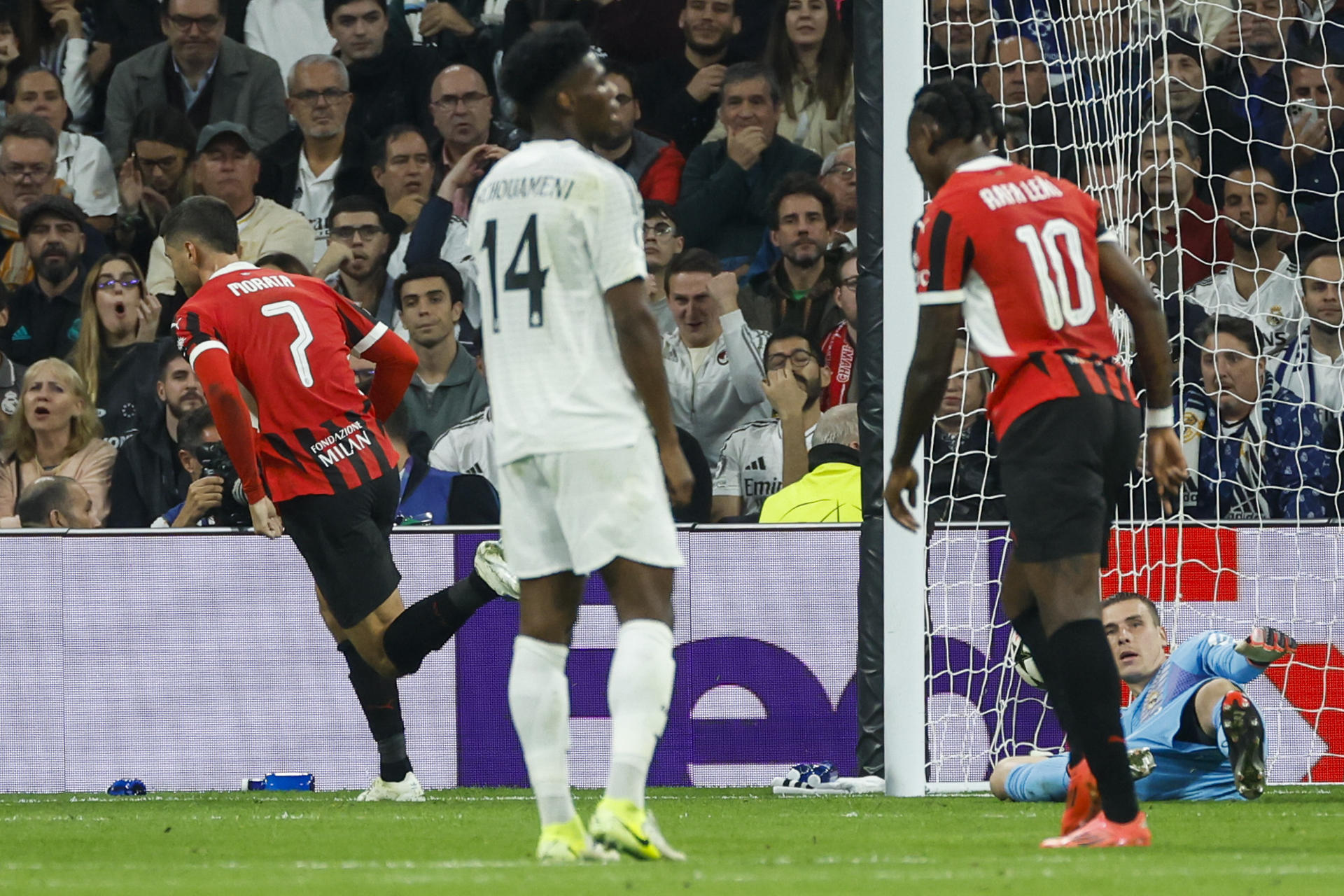 1-3. El Milan empuja a la crisis a un endeble Real Madrid
