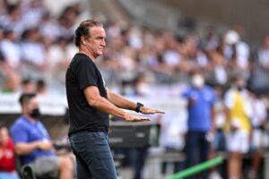 alt El Atlético Mineiro despide al técnico Cuca a menos de un mes del cruce con Bolívar