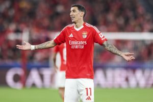 ALT El Benfica no puede con el Bolonia y se la jugará contra Barcelona y Juventus
