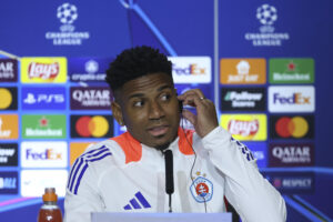 alt Blackman: "El Atlético siempre es un candidato en la Champions"