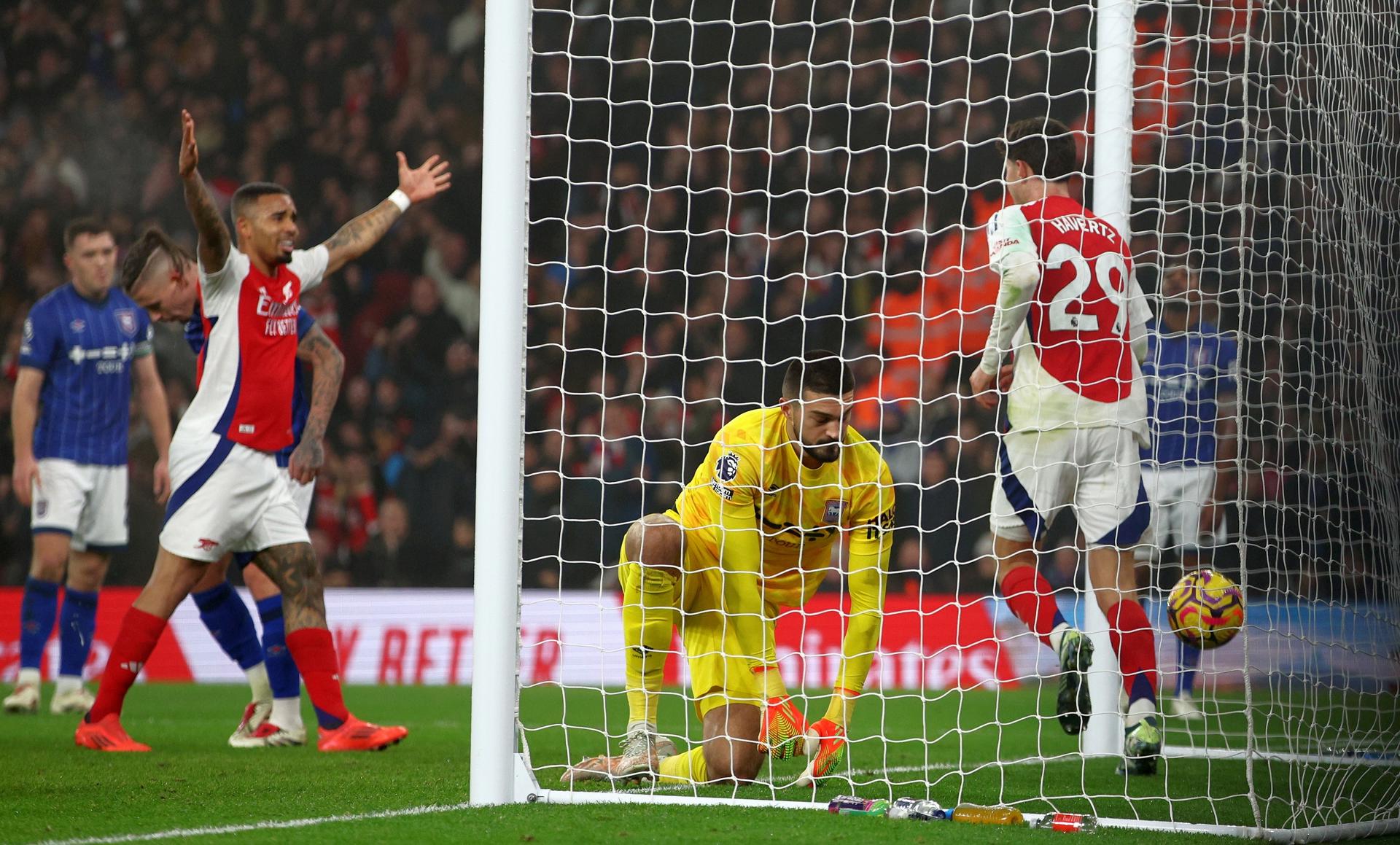 1-0. El Arsenal, máximo perseguidor del Liverpool