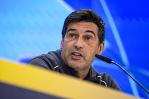 alt El Milan confirma la destitución de Fonseca