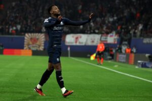 alt El Aston Villa pierde la apelación por la roja de Jhon Durán