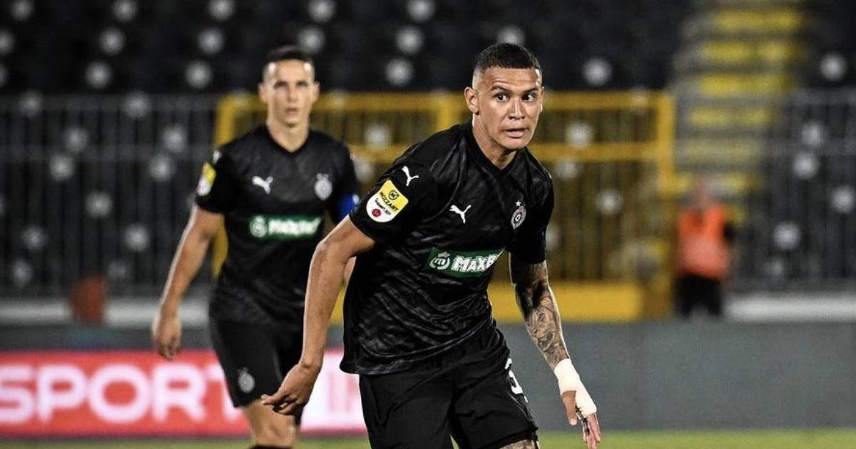 El hondureño Kervin Arriaga se entrena por primera vez con el Real Zaragoza