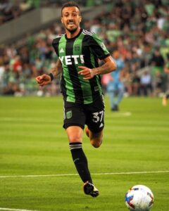 Alt. Argentino “Maxi” Urruti llega al Revolution como refuerzo en ataque