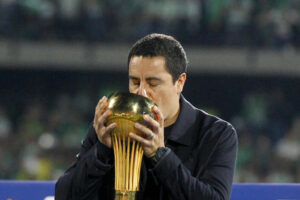 alt Efraín Juárez: "Algunos, tratando de hacernos el mal, nos ayudaron"