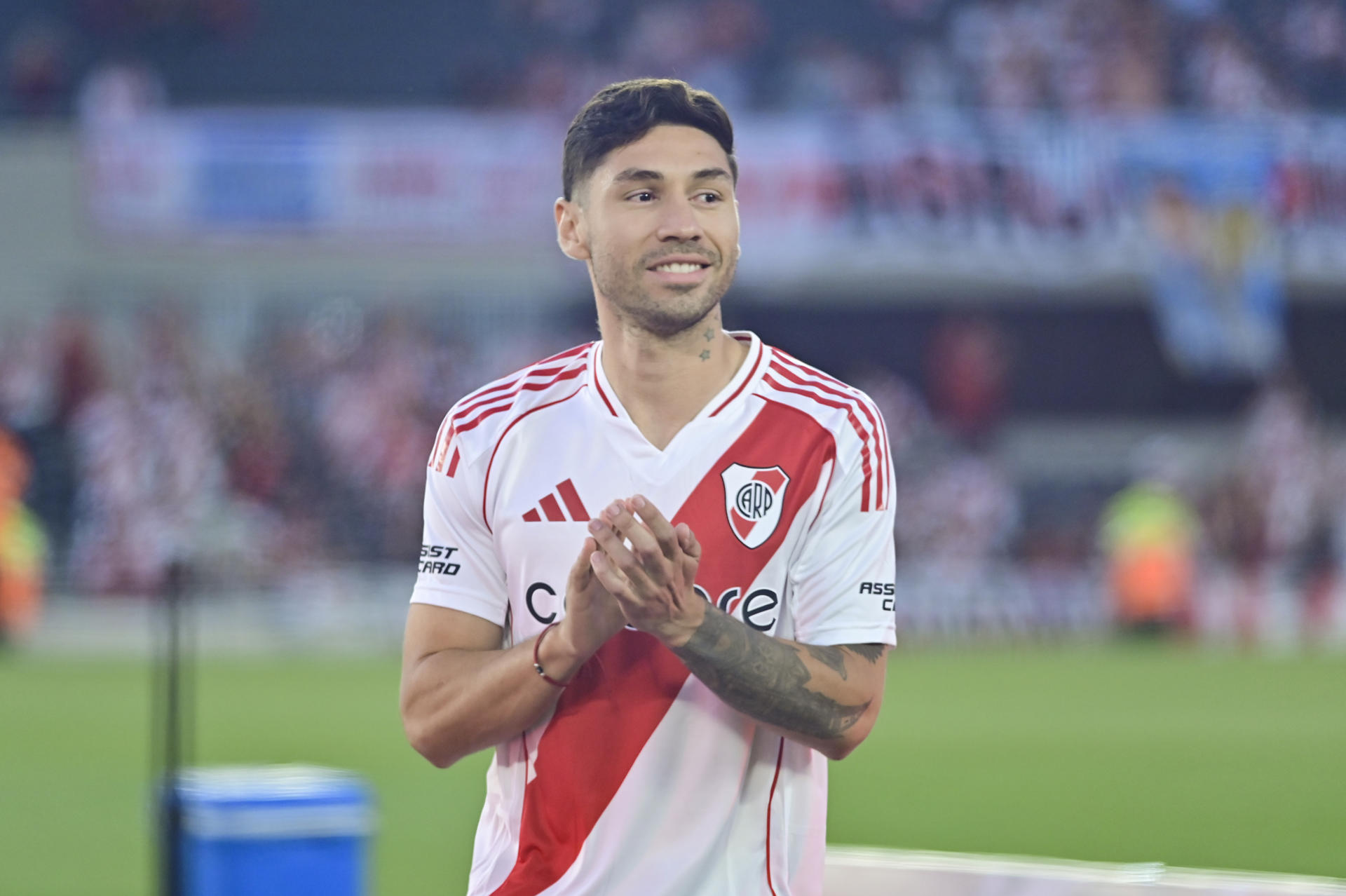 Gonzalo Montiel posa durante su presentación como nuevo jugador de River Plate. EFE/ Matias Martin Campaya 