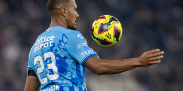 alt El venezolano Salomón Rondón guía triunfo del Pachuca