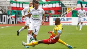 ALT Panameños, cara a cara por el boleto a la final en Colombia