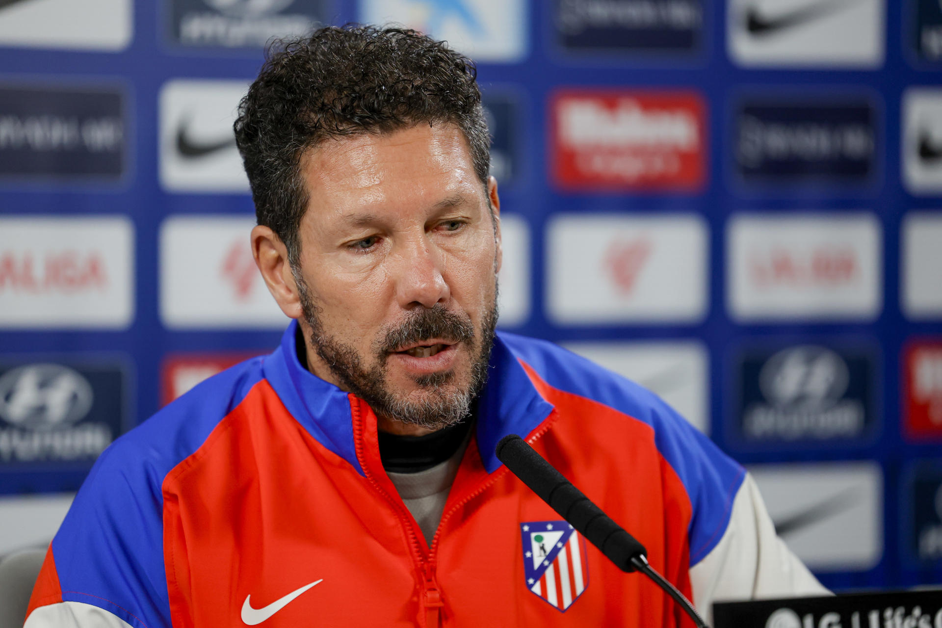 Simeone, este viernes durante la rueda de prensa.-EFE/ Zipi Aragón 