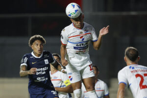 alt Nacional y Alianza Lima empatan en su debut de Libertadores