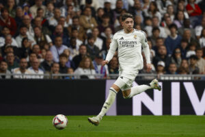 alt El uruguayo Federico Valverde al 100% para el derbi