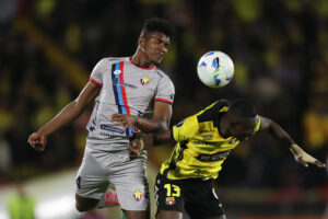 alt Con un autogol, Barcelona toma ventaja ante El Nacional para avanzar en Copa Libertadores