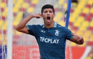 alt Salvadoreño, recupera la titularidad en el viejo continente