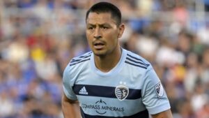 Tarjetas Rojas Latinos